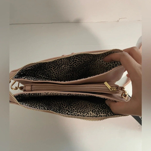 Isabelle Vegan Leather Pink Shoulder Bag - Picture 9 of 9